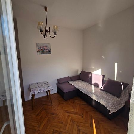 Apartment Tome Biograd Na Moru Buitenkant foto