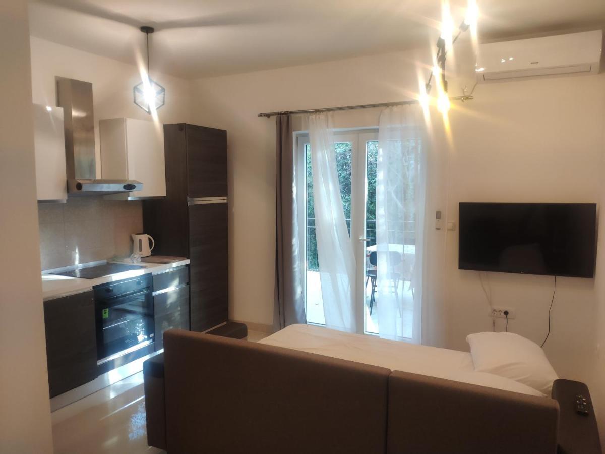 Apartment Tome Biograd Na Moru Buitenkant foto