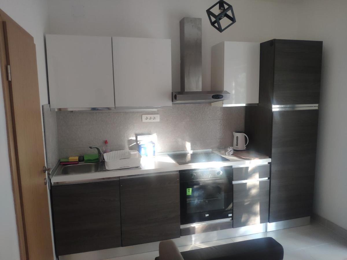 Apartment Tome Biograd Na Moru Buitenkant foto