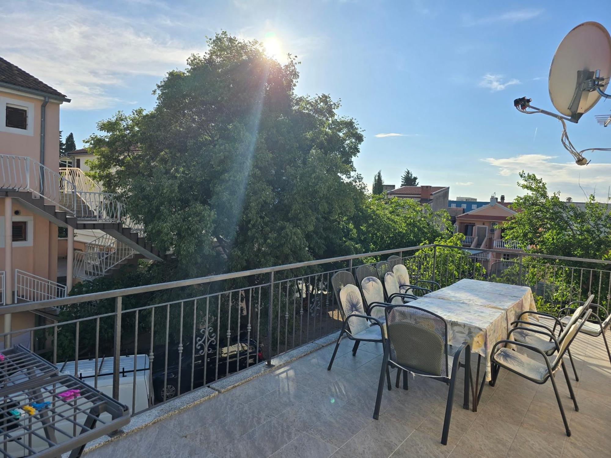 Apartment Tome Biograd Na Moru Buitenkant foto