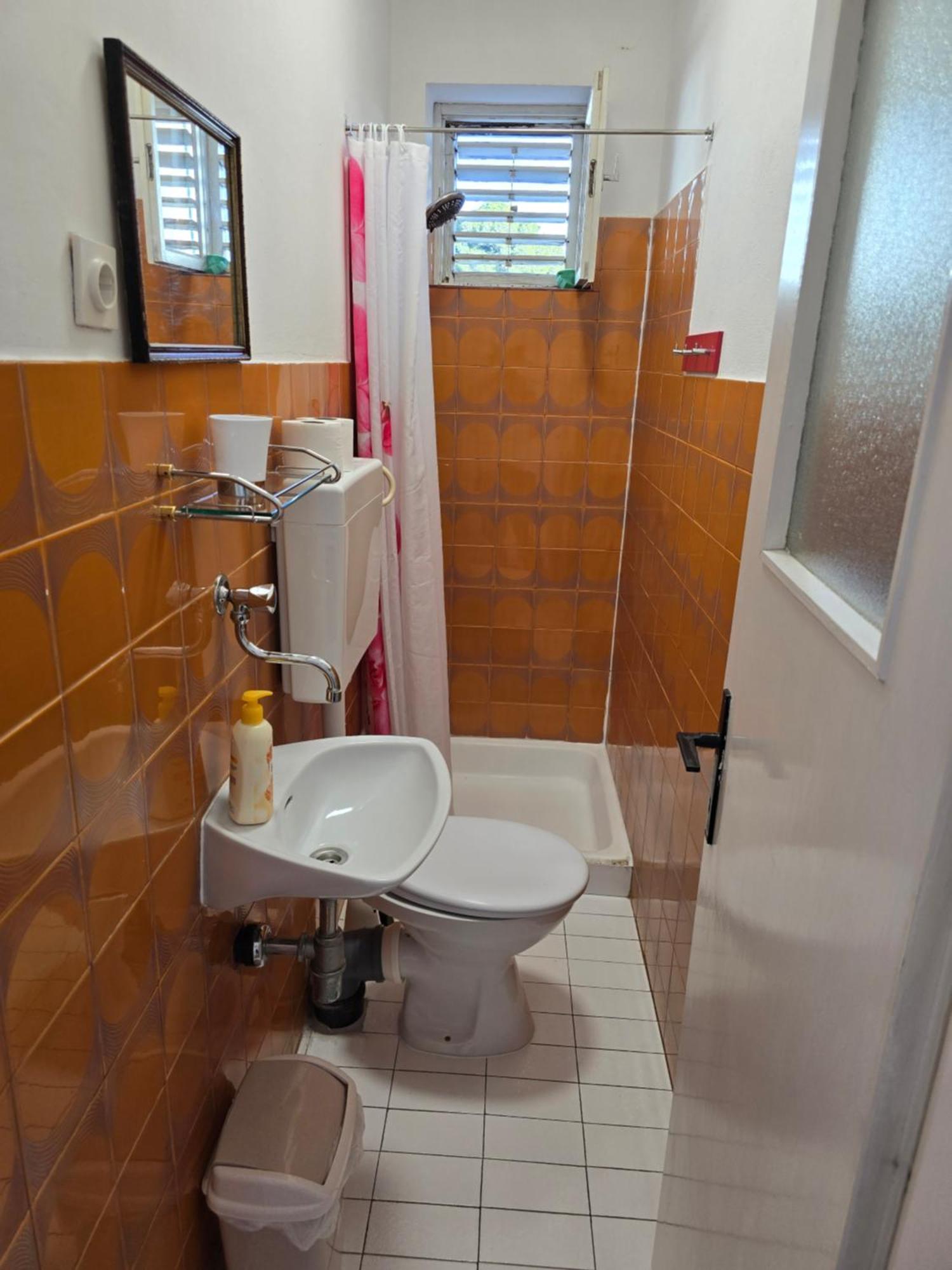 Apartment Tome Biograd Na Moru Buitenkant foto