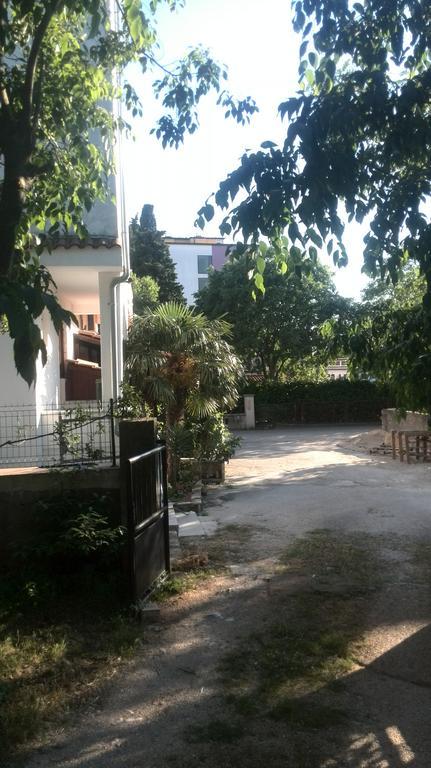 Apartment Tome Biograd Na Moru Buitenkant foto