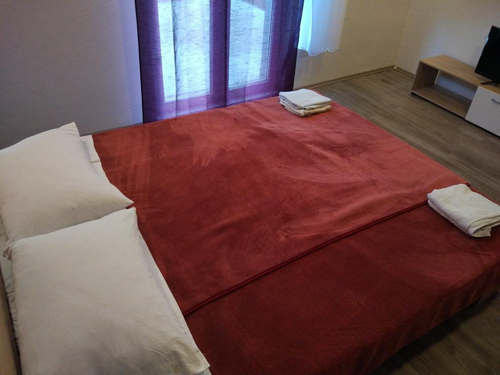 Apartment Tome Biograd Na Moru Buitenkant foto