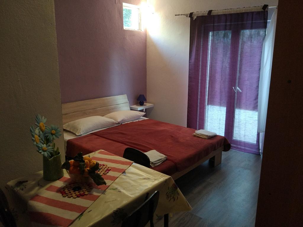 Apartment Tome Biograd Na Moru Buitenkant foto
