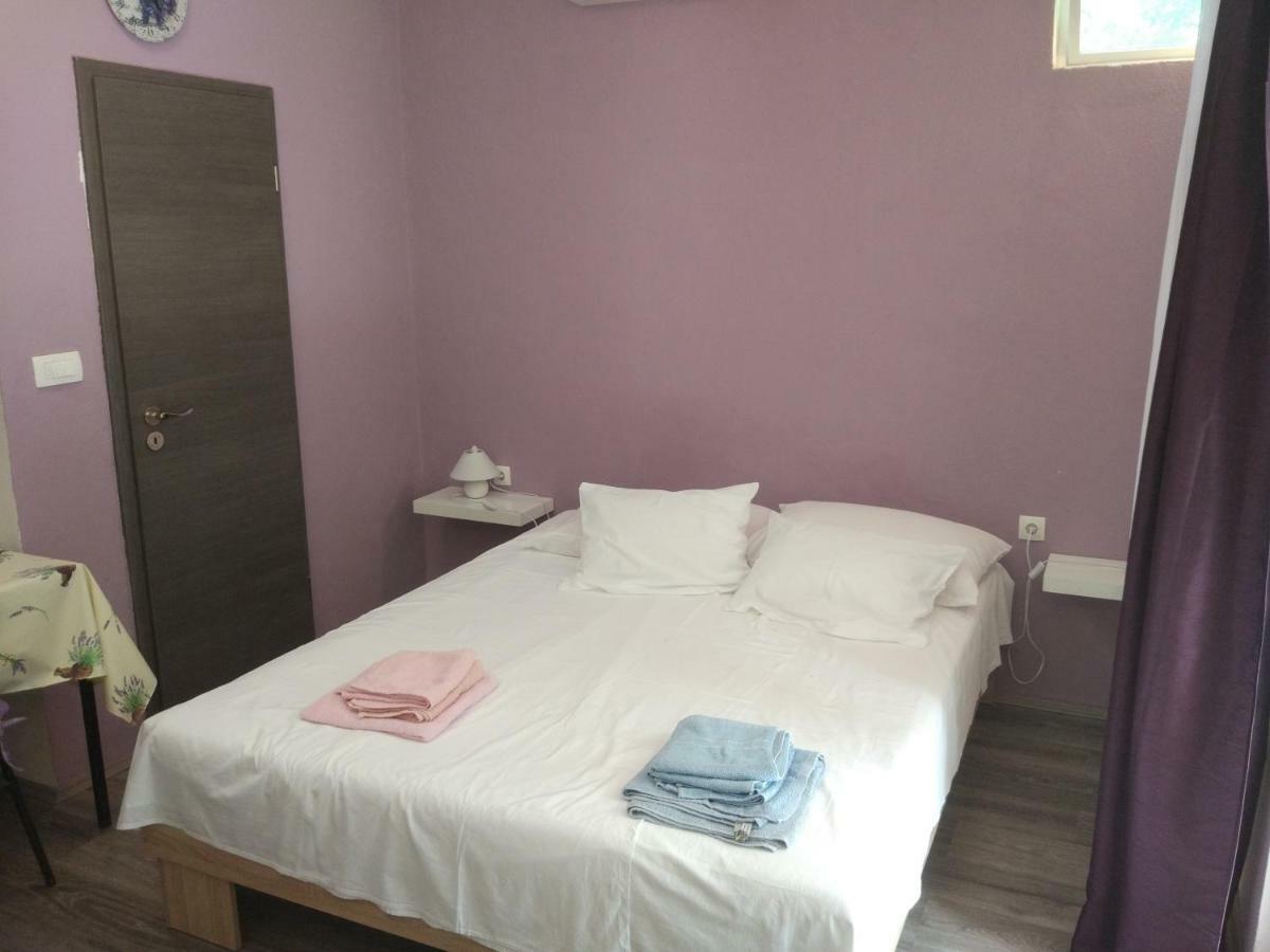 Apartment Tome Biograd Na Moru Buitenkant foto