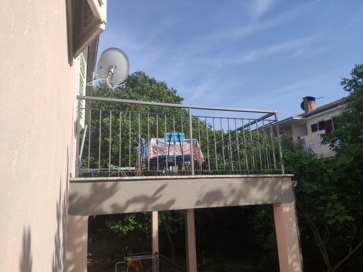 Apartment Tome Biograd Na Moru Buitenkant foto